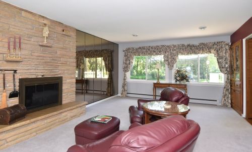 14615 Gatewood Ct, Waukesha, WI 53151-1505