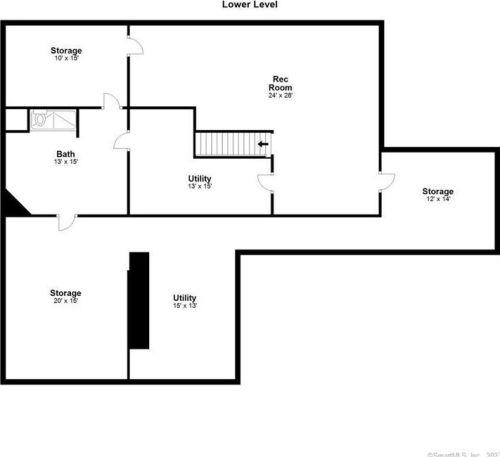 223 Jonathan Dr, Stamford CT  06903-1510 exterior