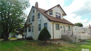 360 Long Beach Ave, Freeport, NY 11520-1413
