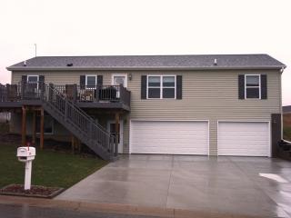 275 Knolls St, Village Creek, IA 52151-9625