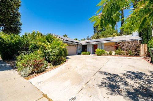 5560 Ruthwood Dr, Calabasas, CA 91302-1046