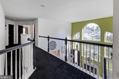 515 Florence Fields Ln, New Castle DE  19720-8752 exterior