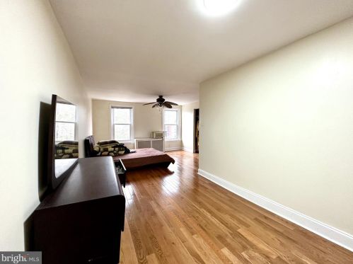 1228 Federal St, Philadelphia PA 19147-4518 exterior