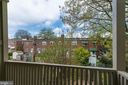 541 Reynolds Ave, Lancaster PA  17602-2146 exterior