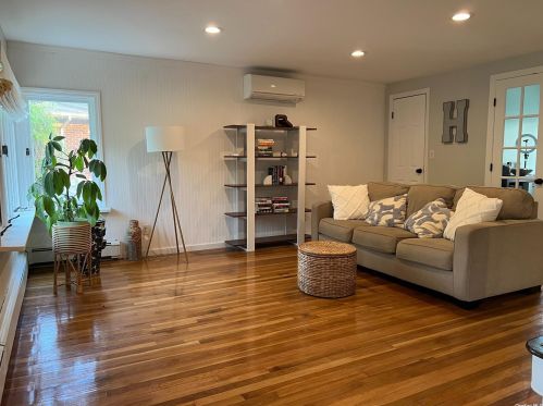 22 Ardmore Pl, San Remo NY  11754-4002 exterior