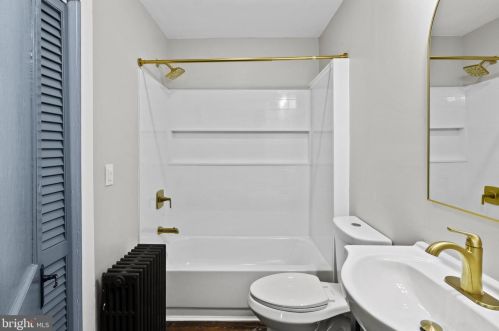 8 Morse Ave, Trenton NJ  08638-3517 exterior