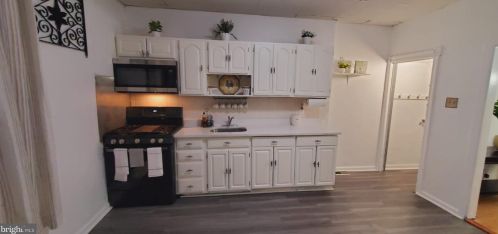 98 State St, Camden NJ  08102-2109 exterior