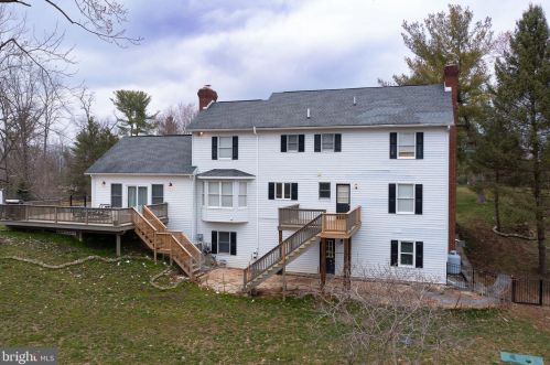 23 Yellowbreeches Rd, Carlisle PA  17015-9174 exterior
