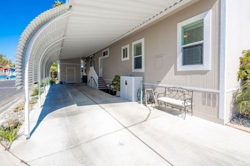 7102 Santa Barbara St, Carlsbad CA  92011-4629 exterior