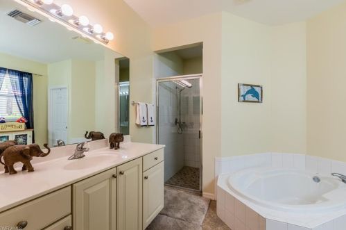 4083 Stow Way, Naples FL  34116-7311 exterior