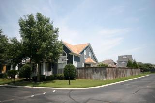 1298 Harbor Park Dr, Memphis, TN 38103-9031