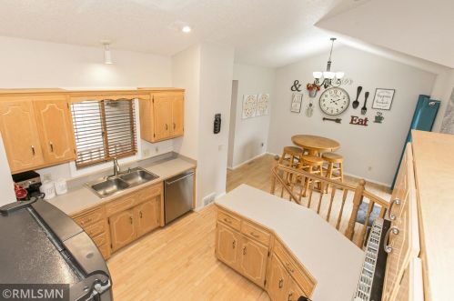 7167 Peterson Trl, Lino Lakes MN  55038-8719 exterior