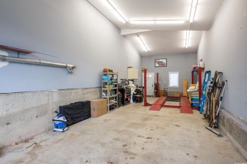 2500 Ocean Ave, North Bellmore NY  11710-3825 exterior