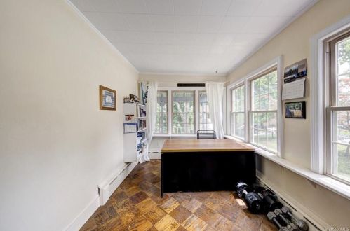 24 Orchard St, Marlborough NY  12542-6149 exterior