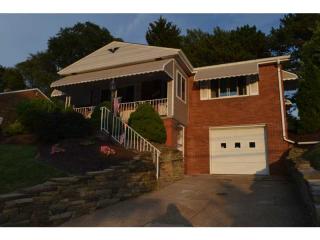 2025 Ridge Rd, Mckeesport, PA 15135-3032