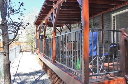 1045 Wendy Ave, Big Bear City CA  92314-9612 exterior