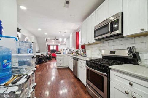 5713 Larchwood Ave, Philadelphia PA 19143-1912 exterior