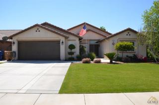 10711 Coronado Pointe Dr, Bakersfield, CA 93311-8902
