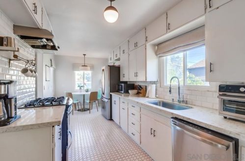 7181 Amherst St, La Mesa CA  91942-8568 exterior