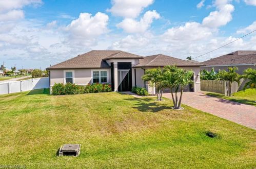 3411 4th St, Cape Coral FL  33993-0056 exterior