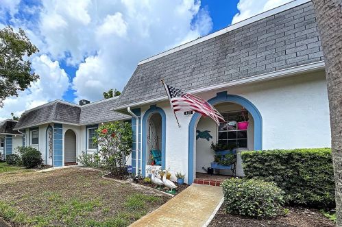 4211 Richmere Dr, New Port Richey, FL 34652-5633