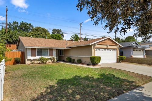 1517 Gladwick St, Long Beach, CA 90746-2501