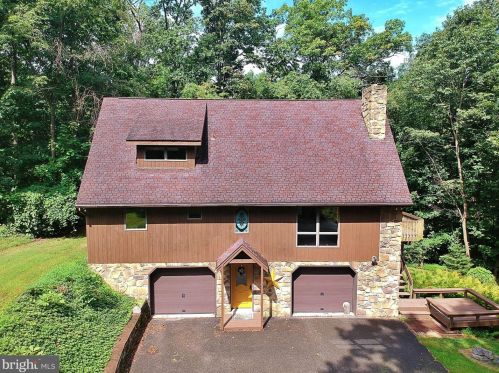 3815 Orrstown Rd, Orrstown, PA 17244-9506