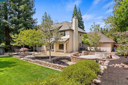 90 Wild Oak Ct, Danville CA  94506-4546 exterior