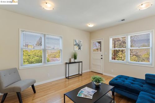 336 45 St, Oakland CA 94609-2025 exterior