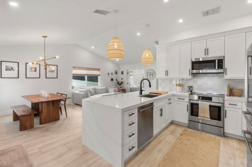 196 Wandering Trl, Jupiter, FL 33458-7339