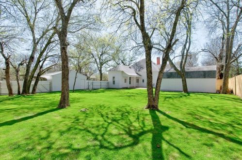 302 Heard St, Cleburne, TX 76033-9235