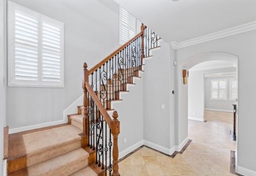 2321 Barn Swallow Ct, Elk Grove CA  95757-8140 exterior