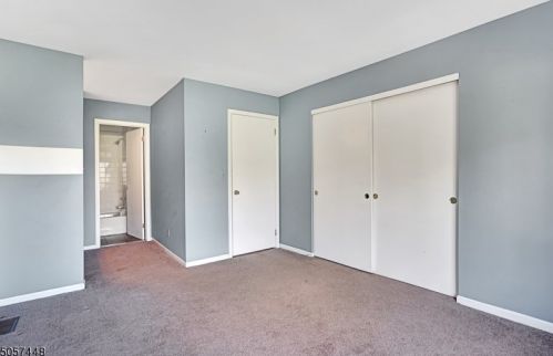 2 Brigade Ct, Bedminster NJ  07921-1838 exterior