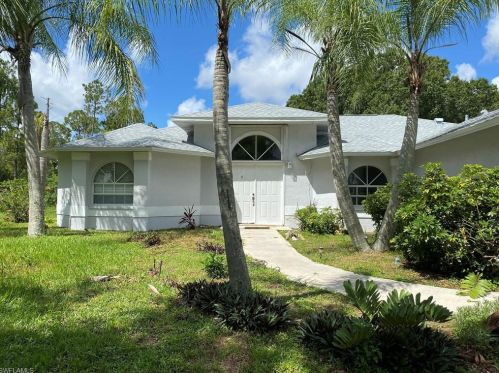 50 24th Ave, Naples, FL 34120-6325