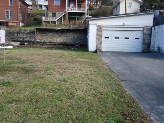 231 Virginia Ave, Havaco, WV 24801-2426