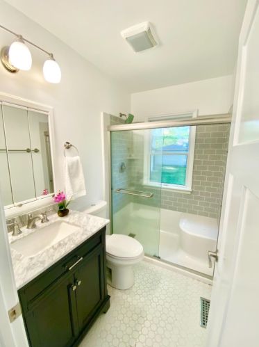 2139 Inner Cir, Hammond IN  46321-3214 exterior