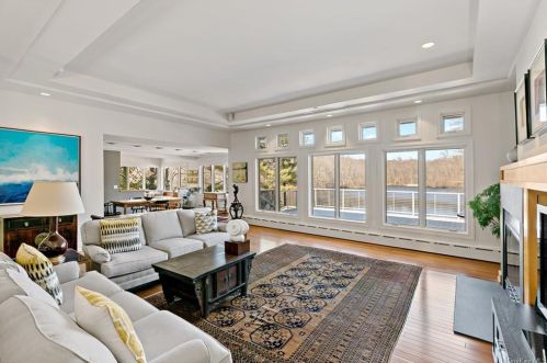 10 Grace Ln, Crotonville NY  10562-2111 exterior