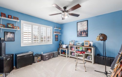 5722 Larkspur Dr, Glendale AZ  85304-1612 exterior