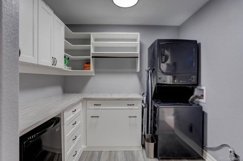 15771 Progress Dr, Denver CO  80015-4257 exterior