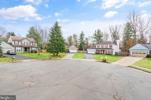 816 Anne St, Leesburg VA  20175-3426 exterior