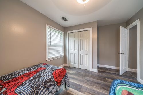 2511 Rardin Ct, Covington KY  41017-1121 exterior