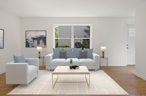 22 Orlando Ave, Stamford, CT 06902-6410