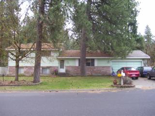 10602 Mayberry Dr, Spokane WA  99218-1528 exterior