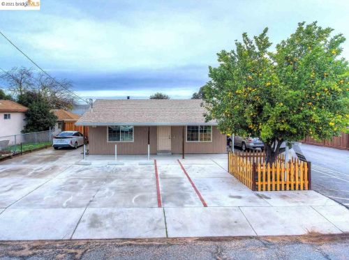 5346 Elm Ln, Oakley, CA 94561-2947