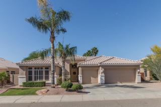 7445 Foothill Dr, Glendale, AZ 85310-5833