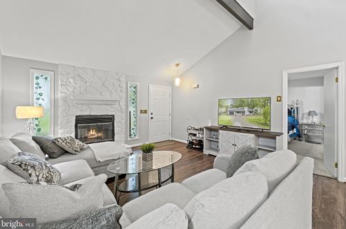 4303 Lakeview Pkwy, Locust Grove VA  22508-5515 exterior