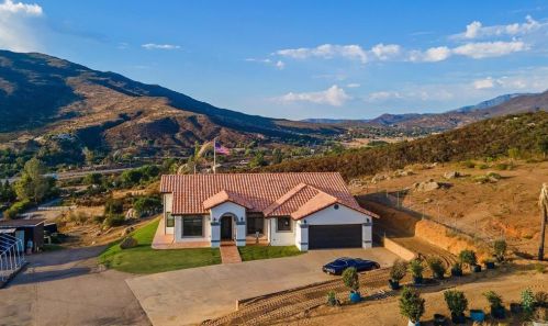 4539 Alpine, Alpine CA  91901-2110 exterior