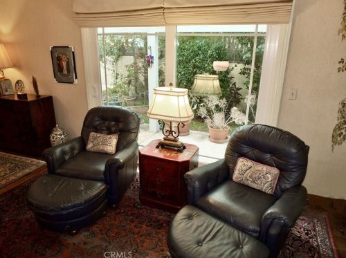 2277 San Vicente Ave, Long Beach CA  90815-2153 exterior