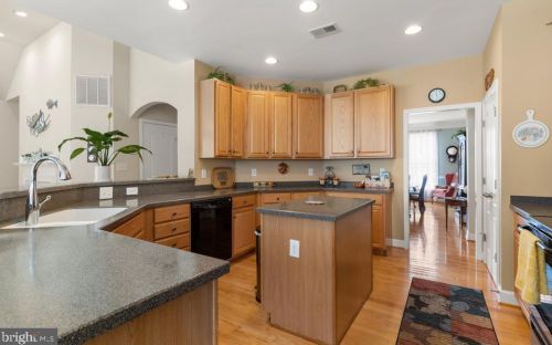 33715 Reservoir Dr, Lewes DE  19958-6863 exterior