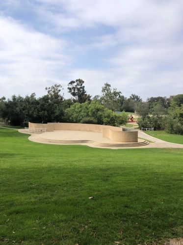 8 Arboles, Irvine CA 92612-2626 exterior